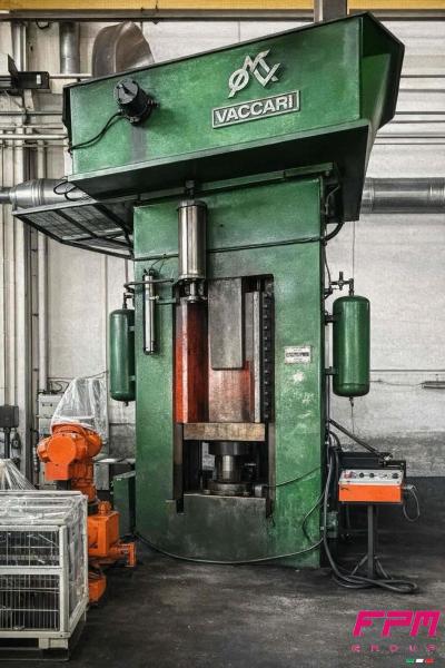 VACCARI 30 PS Ø 330 mm Bilanciere per stampaggio a caldo